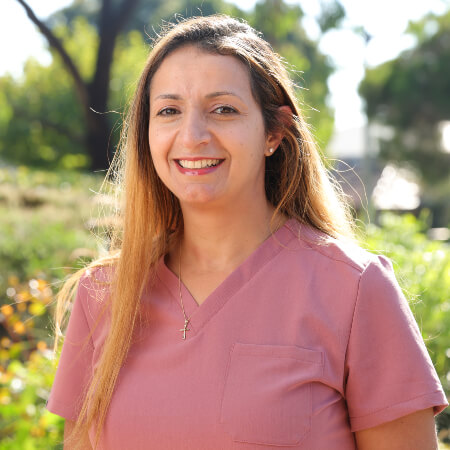 Dr Mariana Habil